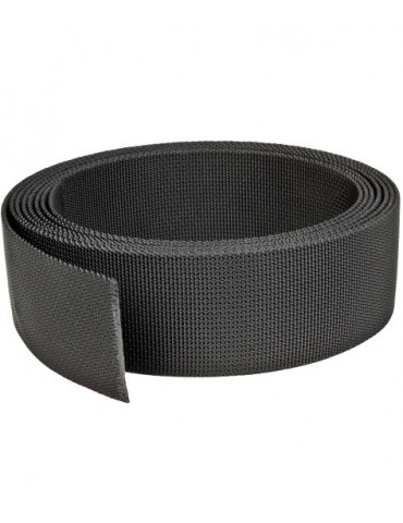 Stiff webbing for diving harness